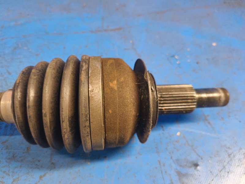 Rear-wheel drive FORD MUSTANG 15- 2015- Right