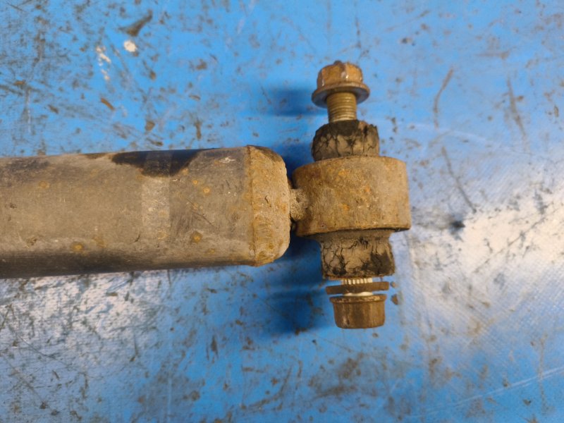 Shock absorber TOYOTA PRIUS - 30 09-17 2009-2017 Rear