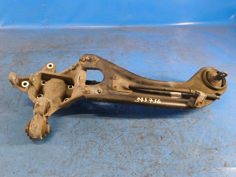 Trunnion HYUNDAI SONATA YF 10-14 2012 Left