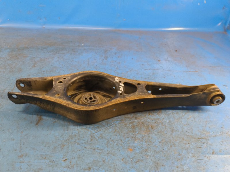 Rear suspension wishbone VOLKSWAGEN TIGUAN 08-17 2012 Right