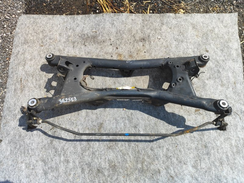 Rear suspension beam SUZUKI KIZASHI 09-14 2010
