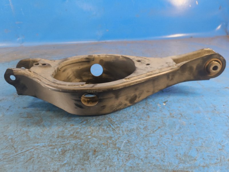 Rear suspension wishbone NISSAN X-TRAIL/ROGUE T33 20- 2021 Right