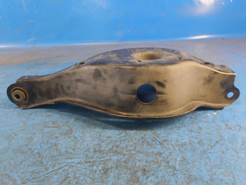 Rear suspension wishbone NISSAN X-TRAIL/ROGUE T33 20- 2021 Right