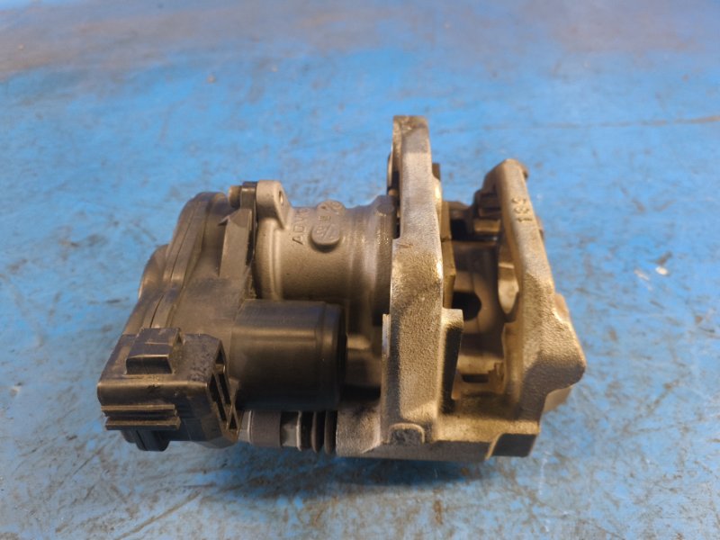 Brake caliper NISSAN X-TRAIL/ROGUE T33 20- 2021 Rear Right