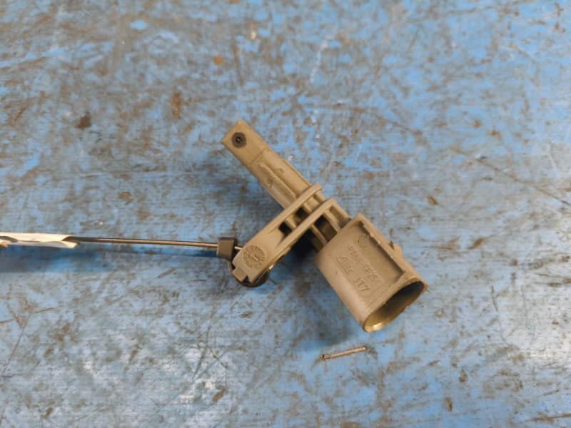 ABS sensor VOLKSWAGEN TIGUAN 16-23 2018 Rear Right