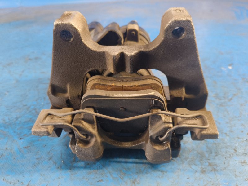 Brake caliper VOLKSWAGEN TIGUAN 16-23 2018 Rear Left