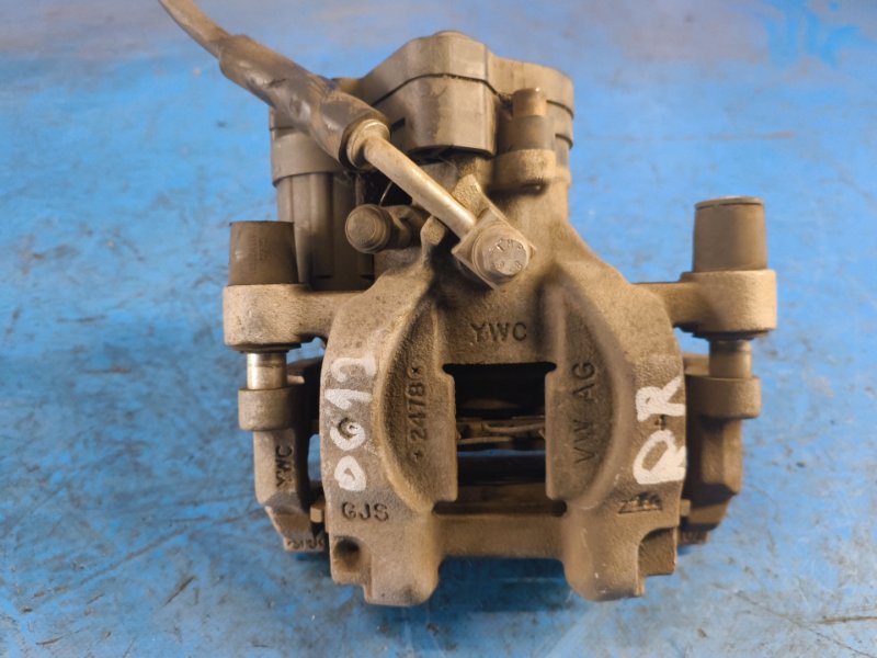 Brake caliper VOLKSWAGEN TIGUAN 16-23 2018 Rear Right