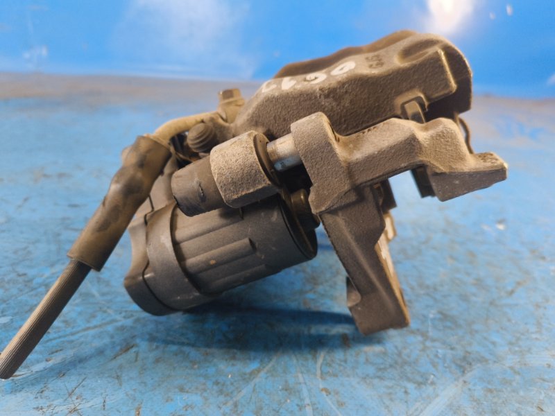 Brake caliper VOLKSWAGEN TIGUAN 16-23 2018 Rear Right