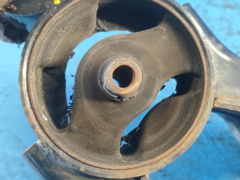 Lower engine mount HYUNDAI SONATA YF 10-14 2012 Rear