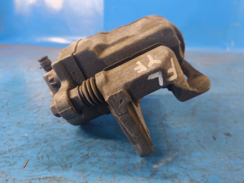 Brake caliper HYUNDAI SONATA YF 10-14 2012 Front Left