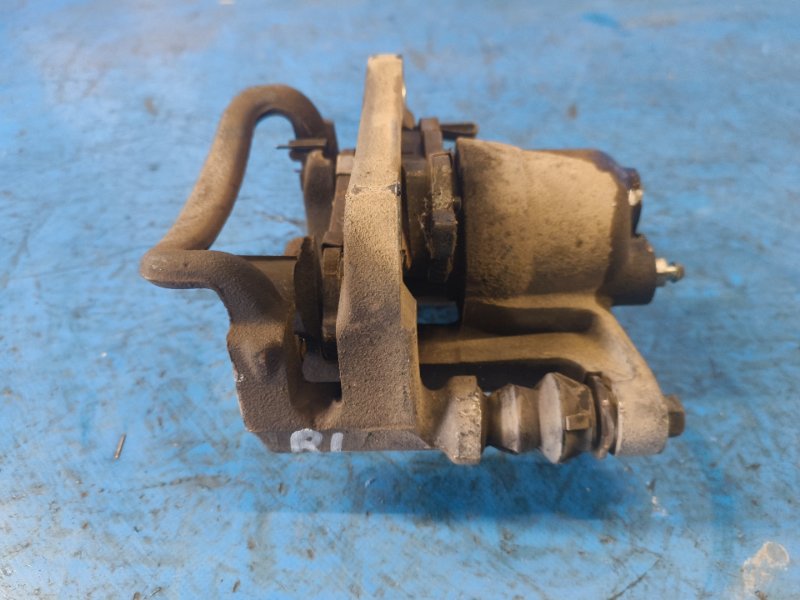 Brake caliper TOYOTA VENZA 09-16 2013 Rear Left
