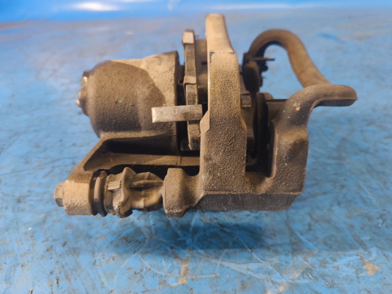 Brake caliper TOYOTA VENZA 09-16 2013 Rear Left