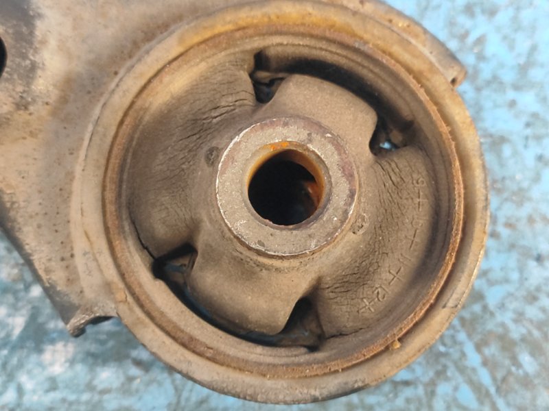Lower front suspension arm HYUNDAI SONATA YF 10-14 2012 Right