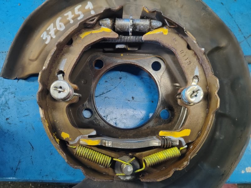 Brake assembly TOYOTA VENZA 09-16 2013 Rear Left