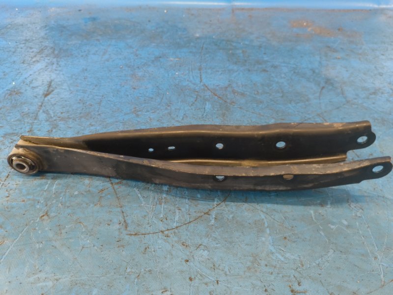 Rear suspension lower transverse arm SUBARU OUTBACK 09-14 BR 2012 Right