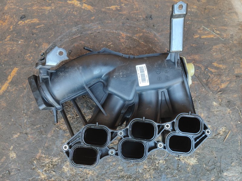 Intake manifold TOYOTA AVALON 05-12 2010