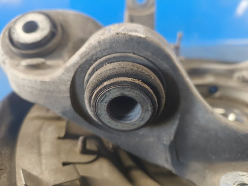 Trunnion MERCEDES GLK-CLASS X204 08-15 2010 Right