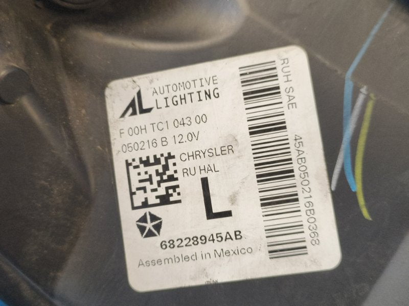 Headlight CHRYSLER PACIFICA 16-20 2017 Left