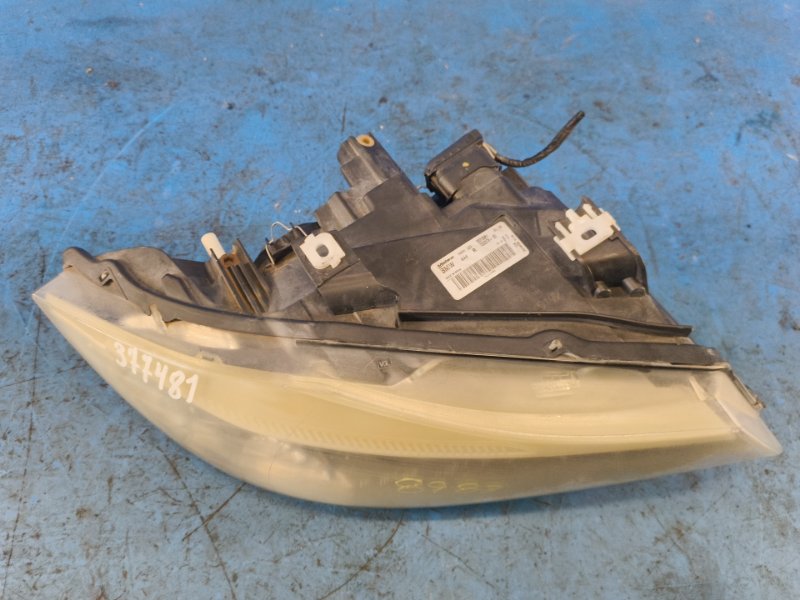 Headlight BMW 3 SERIES (E90-E93) 2005–2014 2010 Right