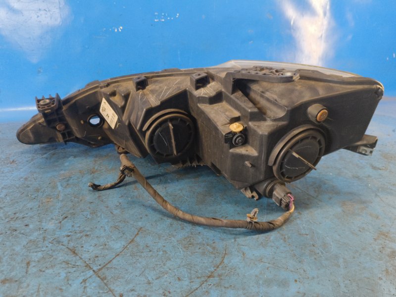 Headlight CHRYSLER PACIFICA 16-20 2017 Right
