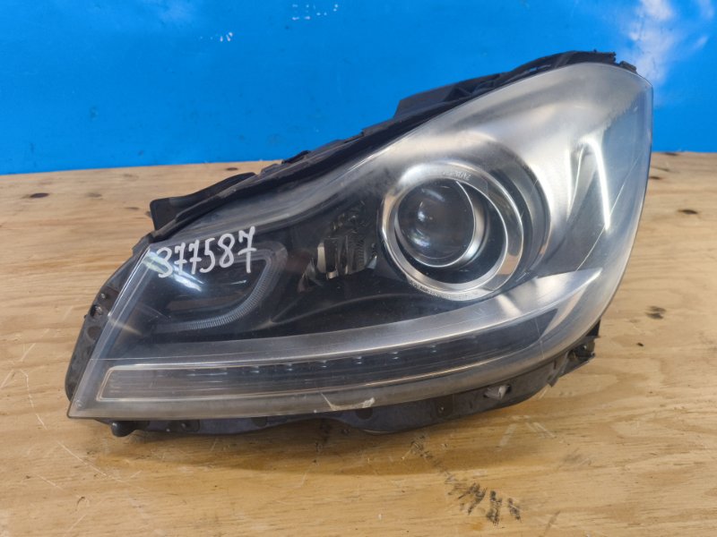 Headlight MERCEDES C-CLASS W204 07-14 2007-2014 Left