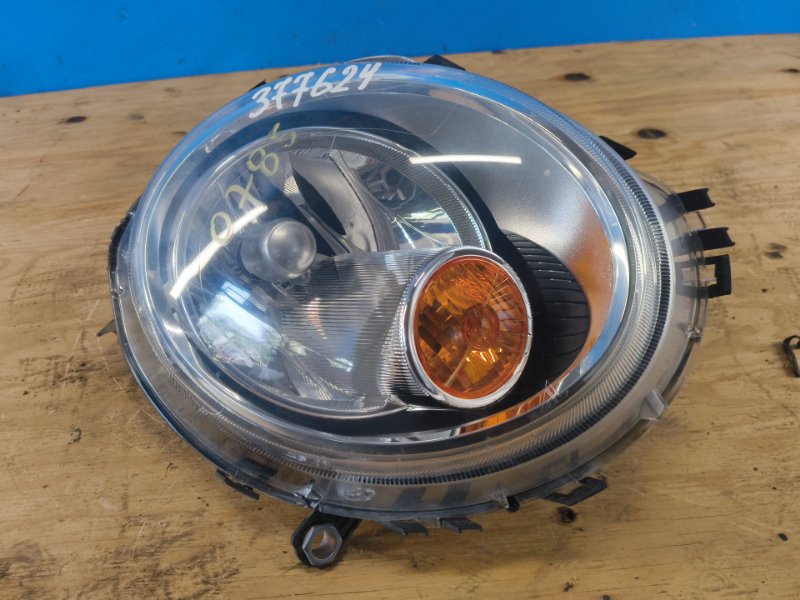 Headlight MINI COOPER S CLUBMAN R55 05-14 2008 Right
