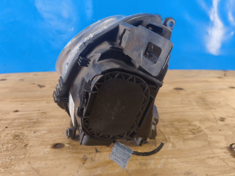 Headlight MINI COOPER S CLUBMAN R55 05-14 2008 Right