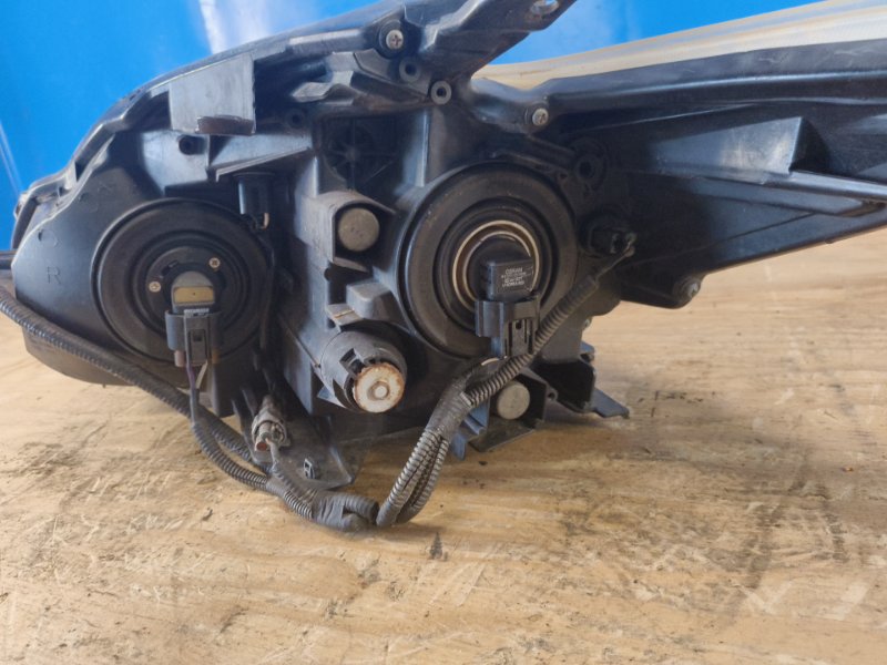 Headlight TOYOTA PRIUS - 30 09-17 2009-2017 Right