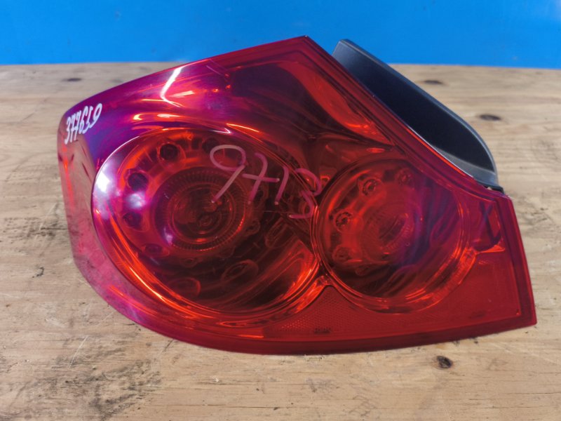 Outdoor lantern INFINITI G25/G35/G37/Q40 06-14 2011 Left