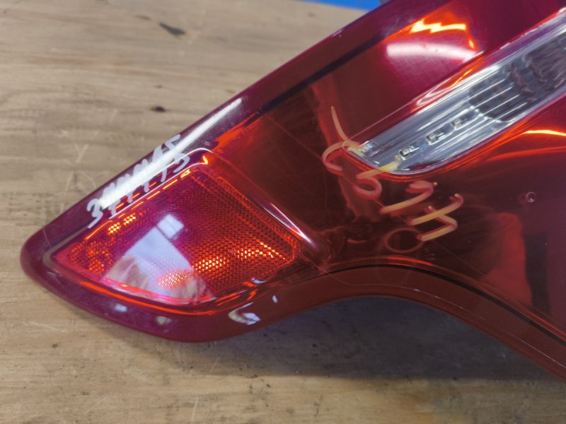 Outdoor lantern FORD EXPLORER 10-20 2012 Left