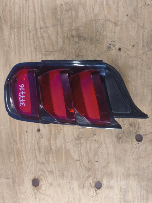 Outdoor lantern FORD MUSTANG 15- 2016 Left