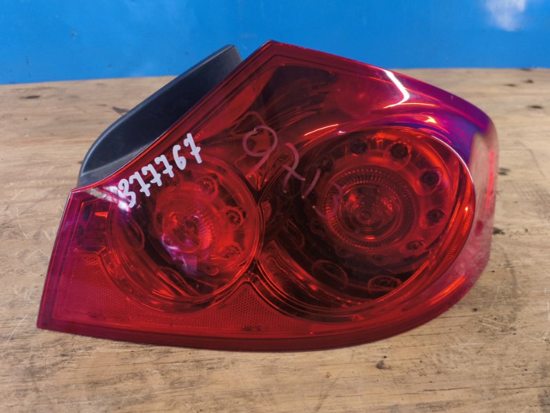 Outdoor lantern INFINITI G25/G35/G37/Q40 06-14 2011 Right