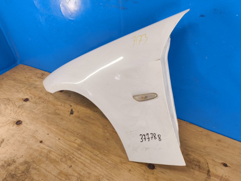 Front wing BMW 3 SERIES (E90-E93) 2005–2014 2009 Left