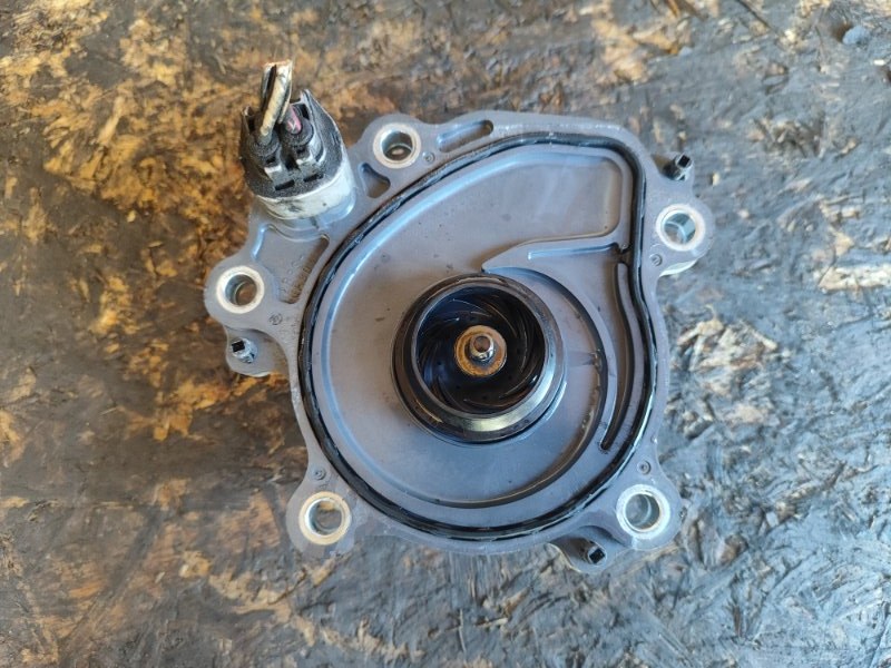 Electric cooling pump TOYOTA CAMRY 50 12-15 2014