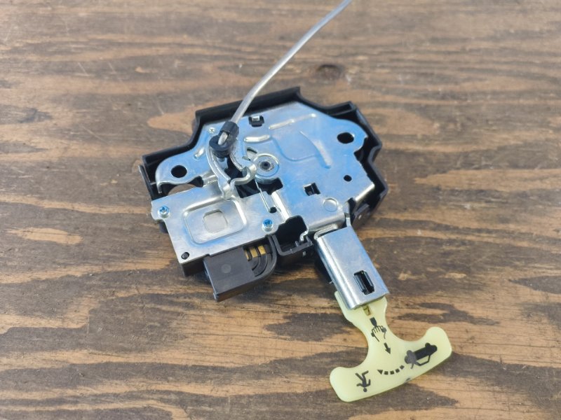 Trunk lid lock TOYOTA CAMRY 40 06-11 2009
