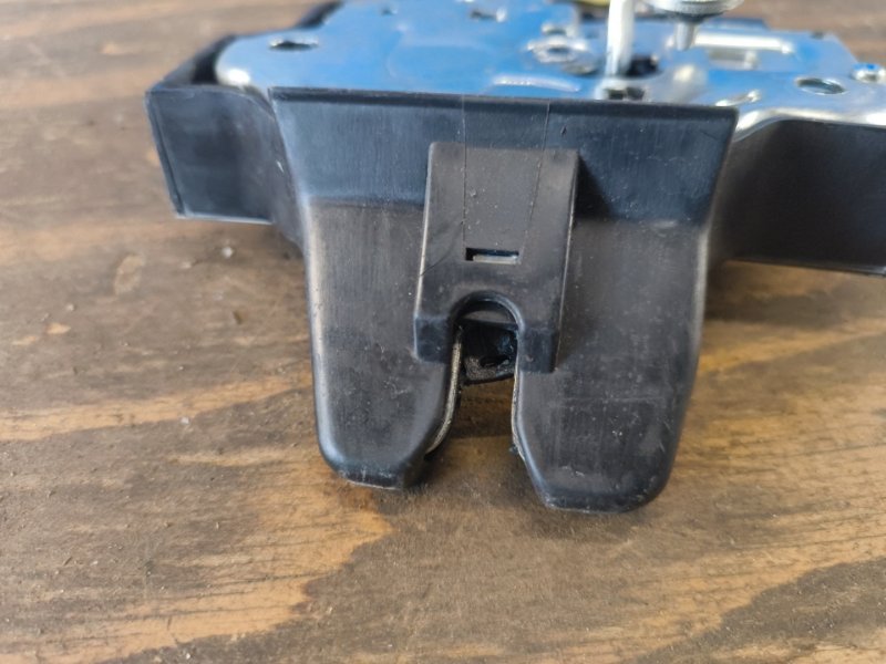 Trunk lid lock TOYOTA CAMRY 40 06-11 2009