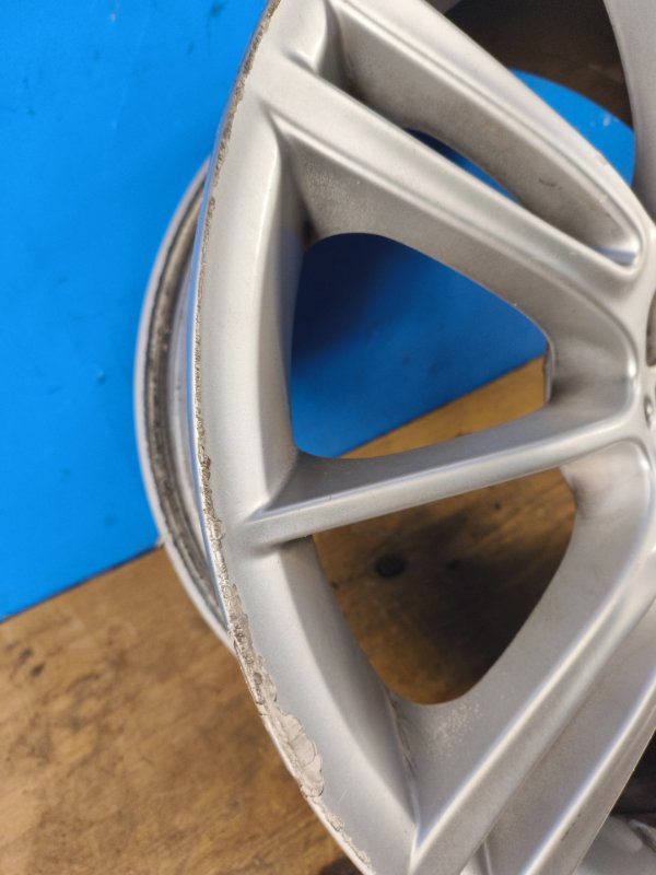 R18 disk BMW 3 SERIES (E90-E93) 2005–2014 2011