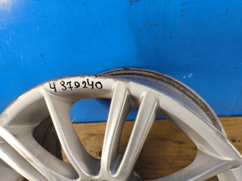 R18 disk BMW 3 SERIES (E90-E93) 2005–2014 2011