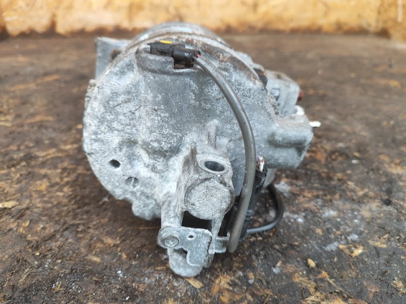 Air conditioning compressor BMW 5 SERIES (F10) 11-13 2012