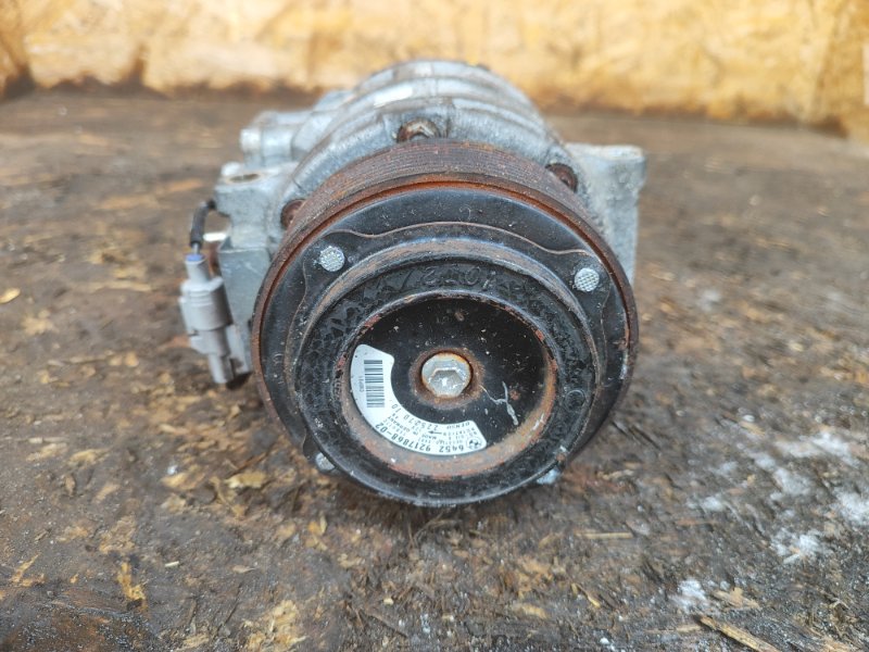 Air conditioning compressor BMW 5 SERIES (F10) 11-13 2012