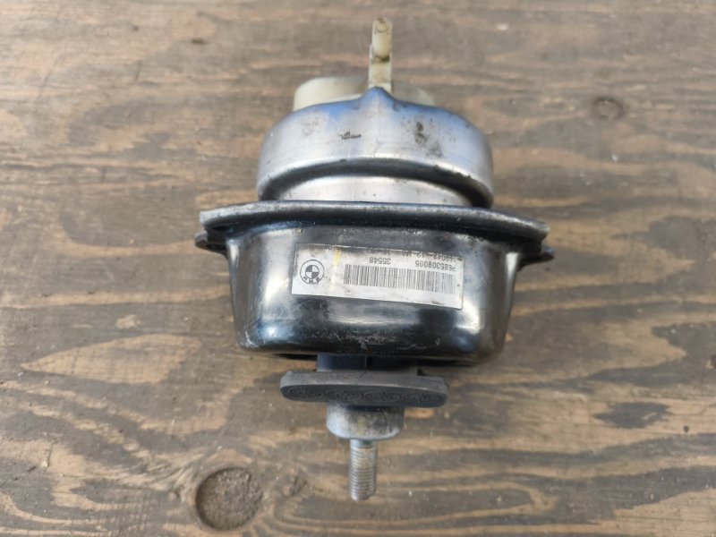 Upper engine mount BMW X5 (F15) 13-18 2015 Right