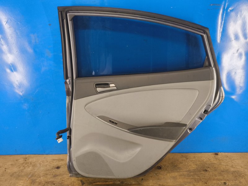 Door HYUNDAI ACCENT RB 10- 2010- Rear Right
