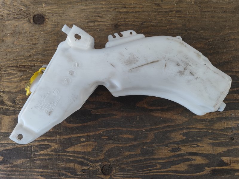 Washer reservoir DODGE JOURNEY 08-20 2015