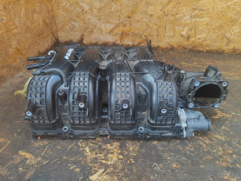 Intake manifold TOYOTA RAV4 13-19 2016