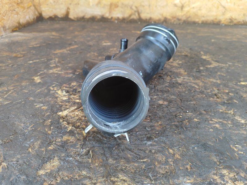 Air filter pipe TOYOTA RAV4 13-19 2016