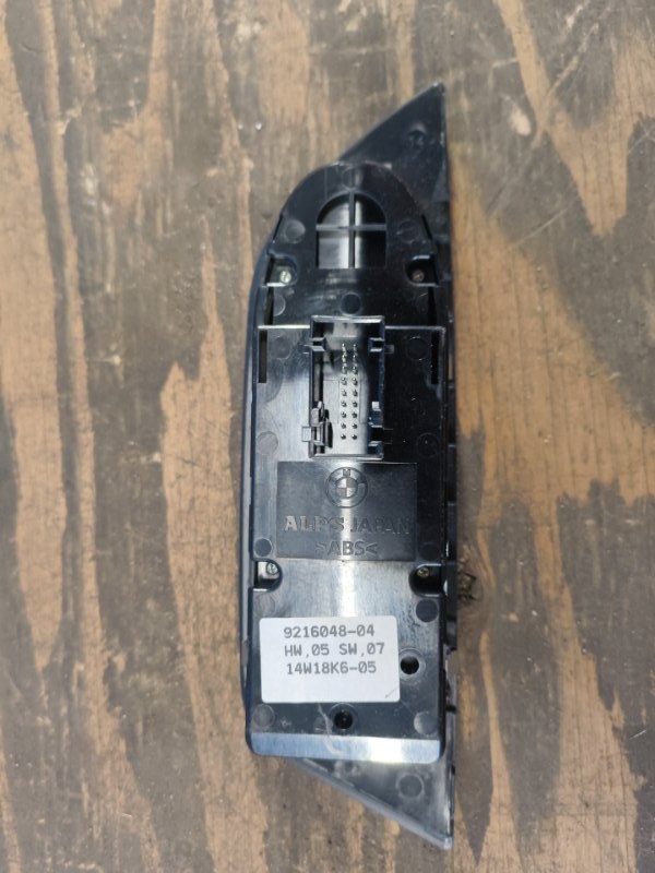 Power window control unit BMW X1 E84 09- 2015 Front Left