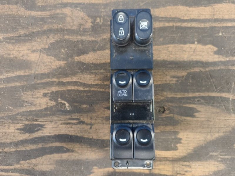 Power window control unit HYUNDAI ACCENT RB 10- 2010- Front Left