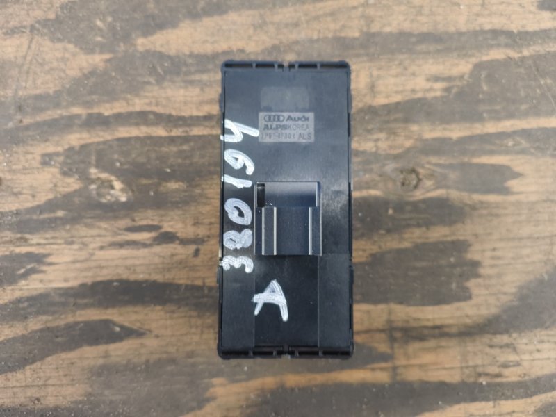 Power window control unit AUDI A3 (8V) 12–17 2014 Front Left