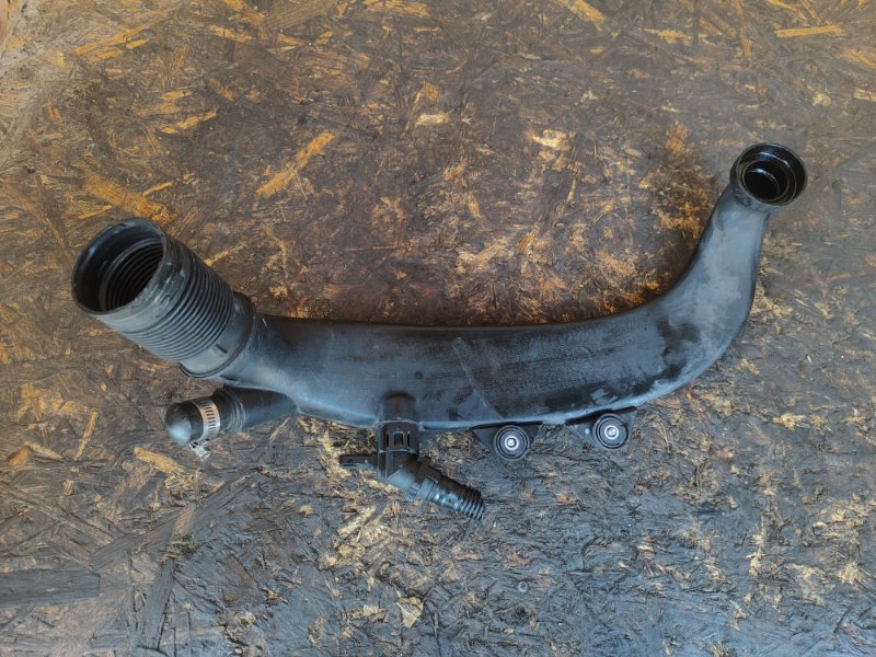 Intake manifold pipe BMW 3 SERIES (E90-E93) 2005–2014 2011