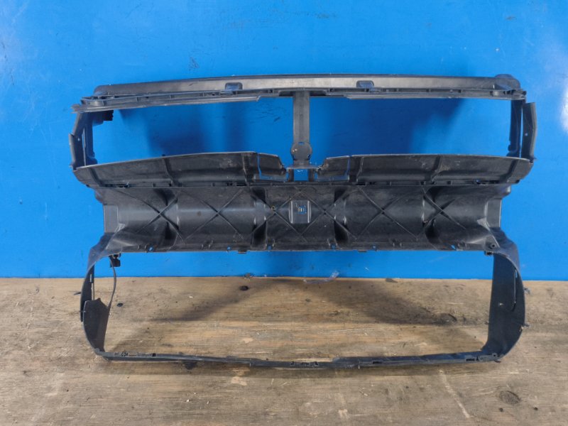 Radiator deflector BMW 5 SERIES (F10) 11-13 2012